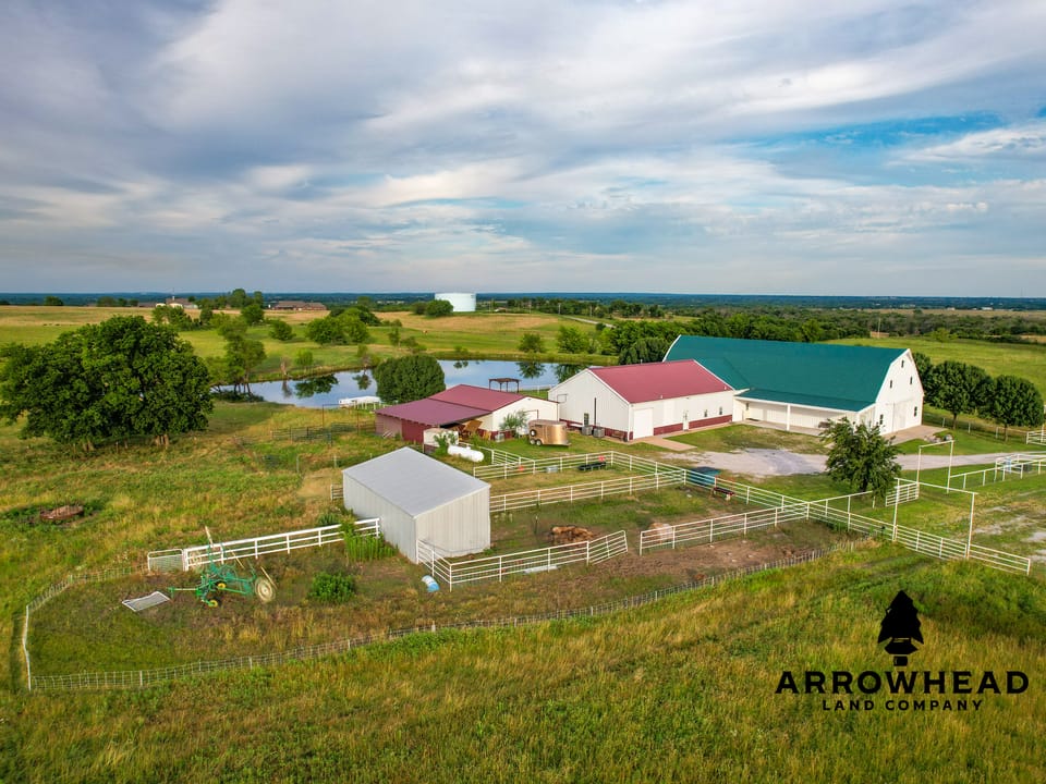 Tallgrass N' Tin Ranch