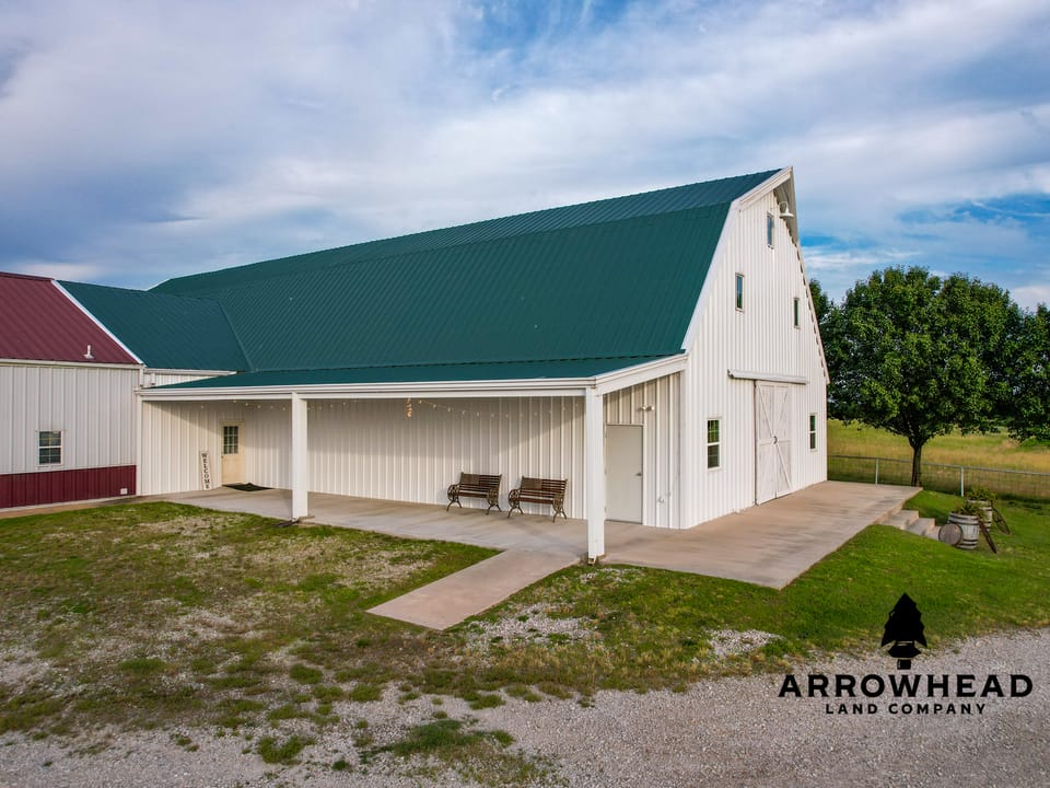 Tallgrass N' Tin Ranch