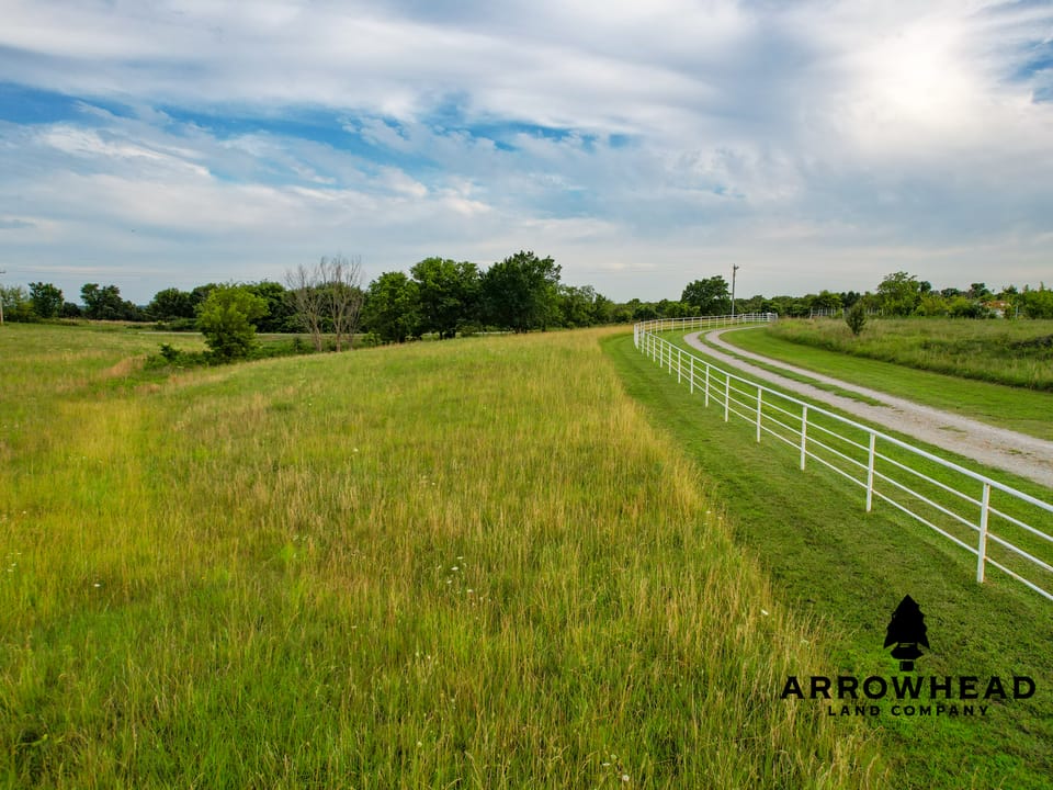 Tallgrass N' Tin Ranch