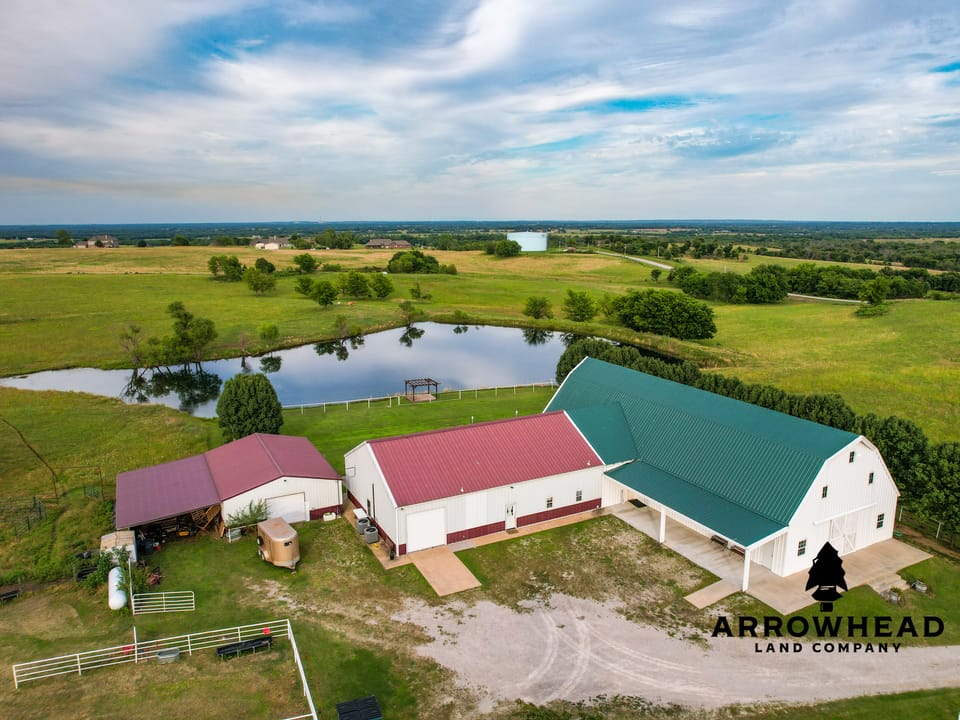 Tallgrass N' Tin Ranch