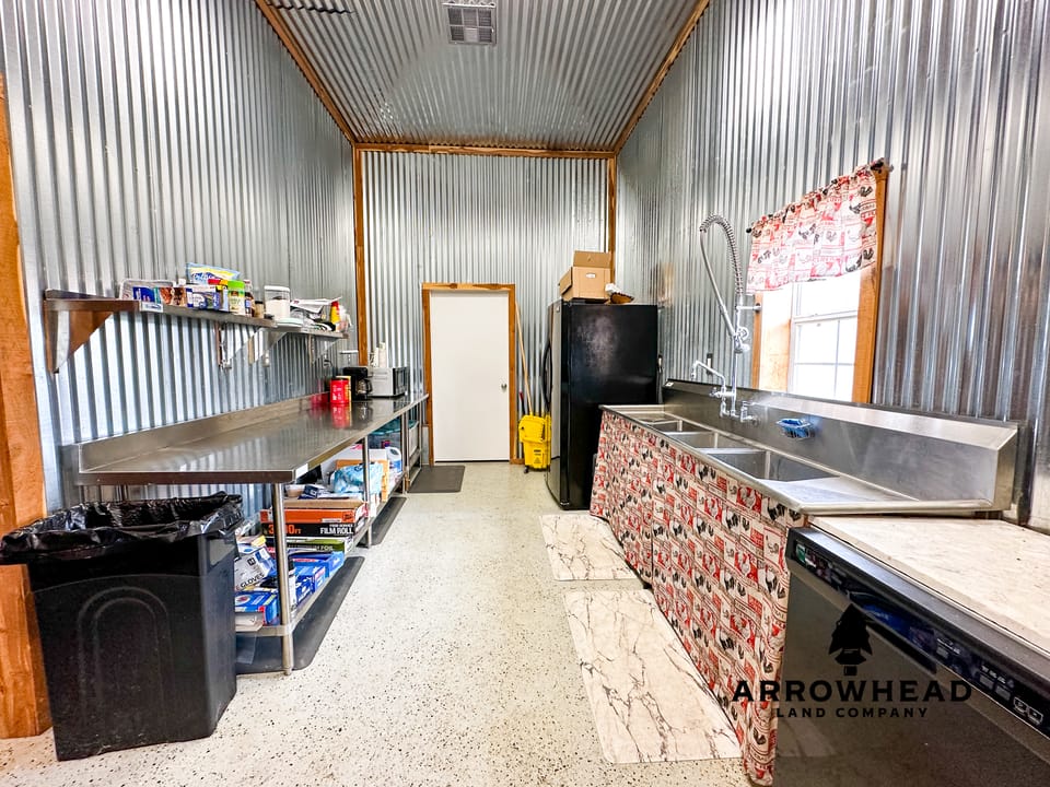 Tallgrass N' Tin Ranch
