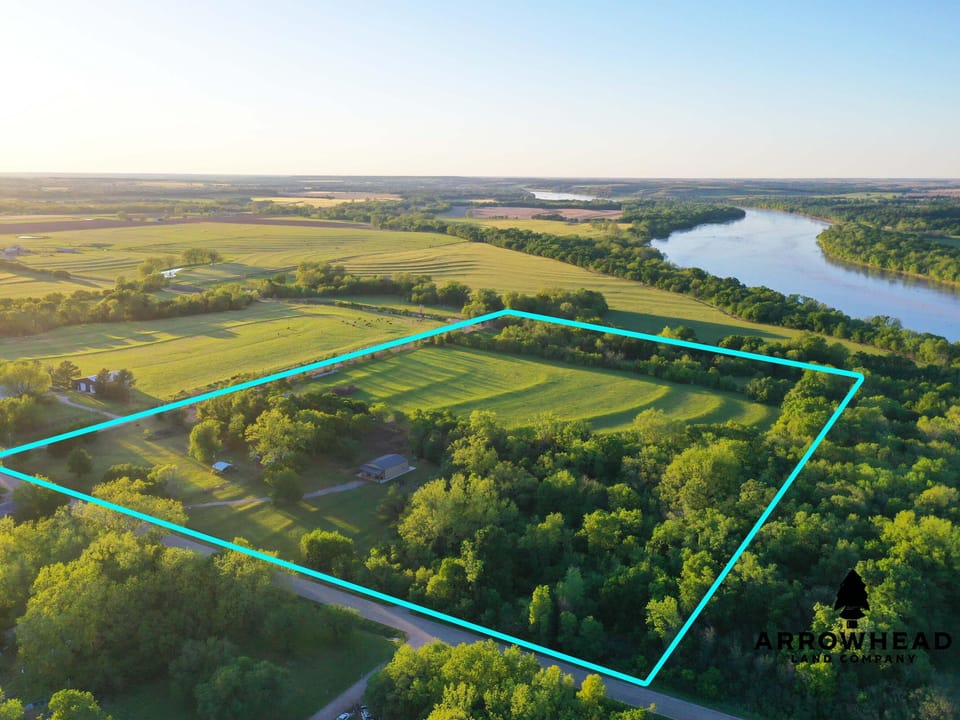 Barndo on River Bottom Acreage