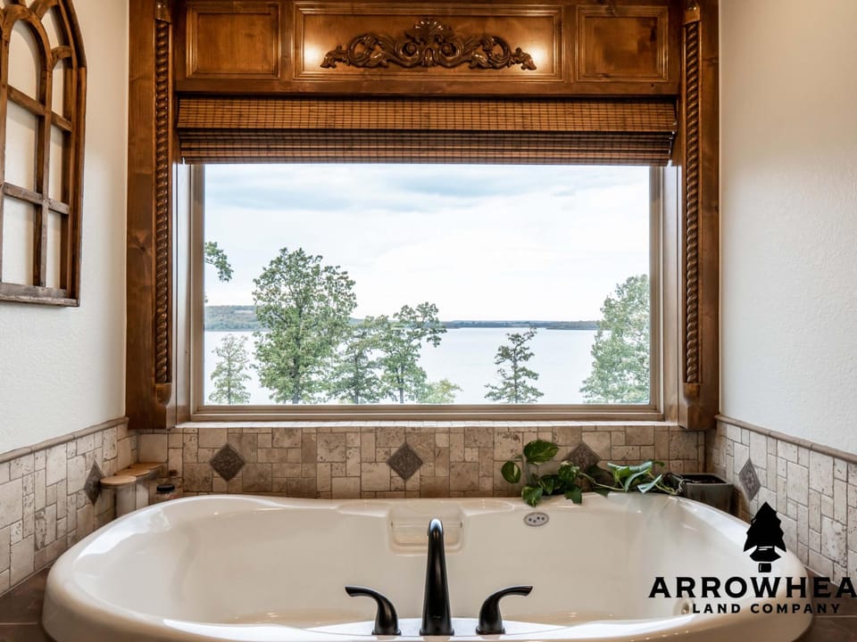 Eufaula Lake View Home