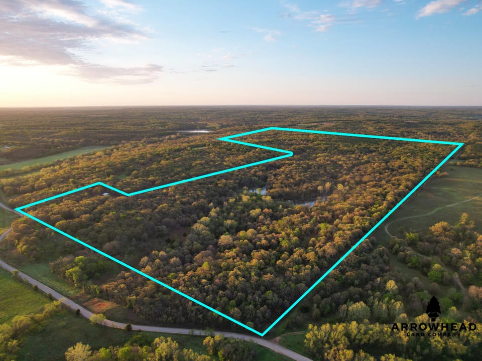 Dual-Pond Whitetail Farm