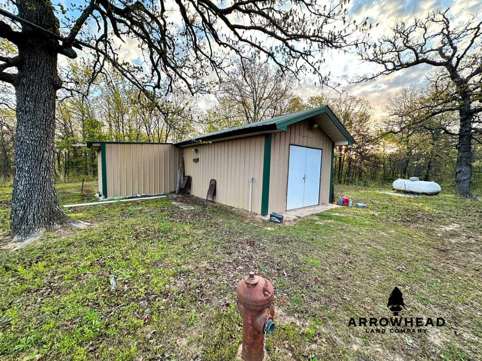 Dual-Pond Whitetail Farm
