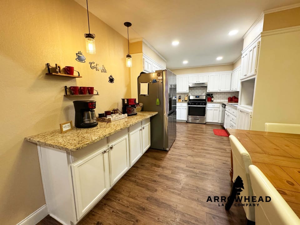Forest Bluff Home