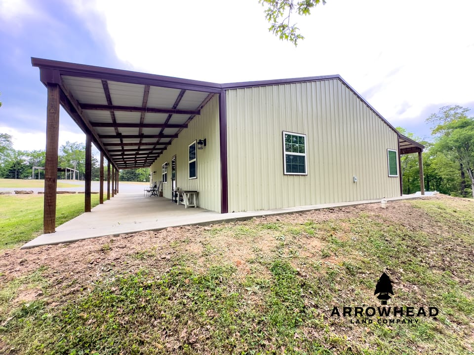Country Living Barndo