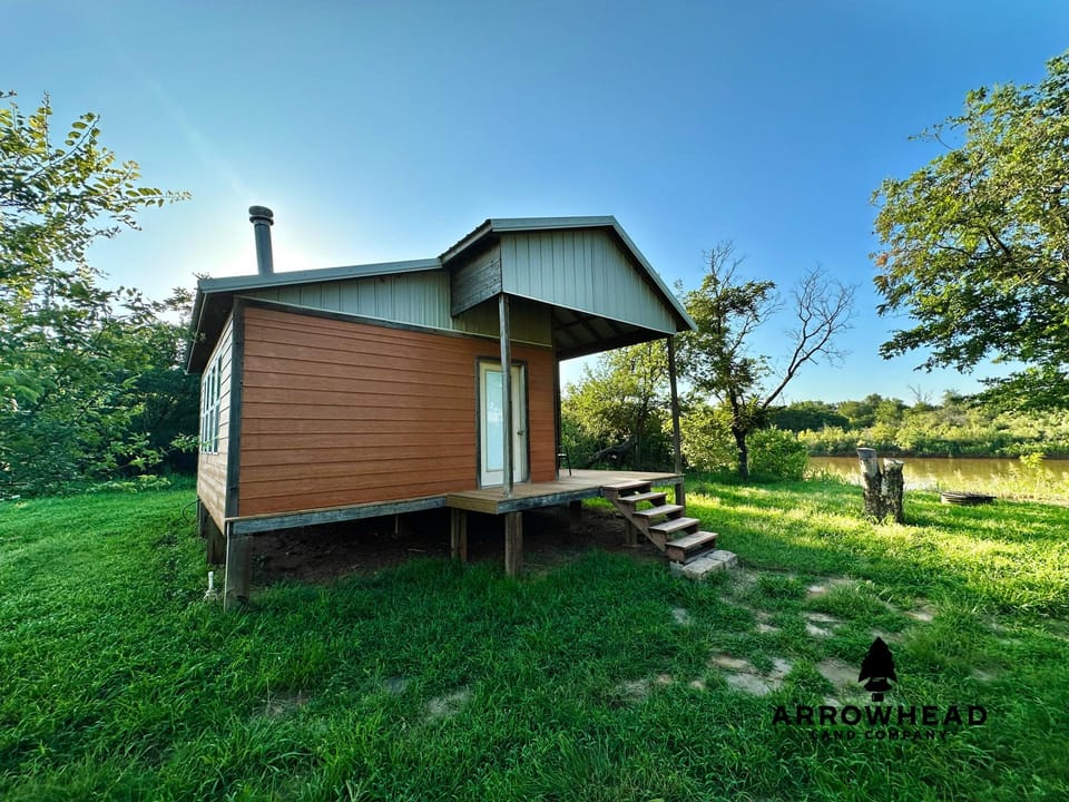 The Riverbank Cabin