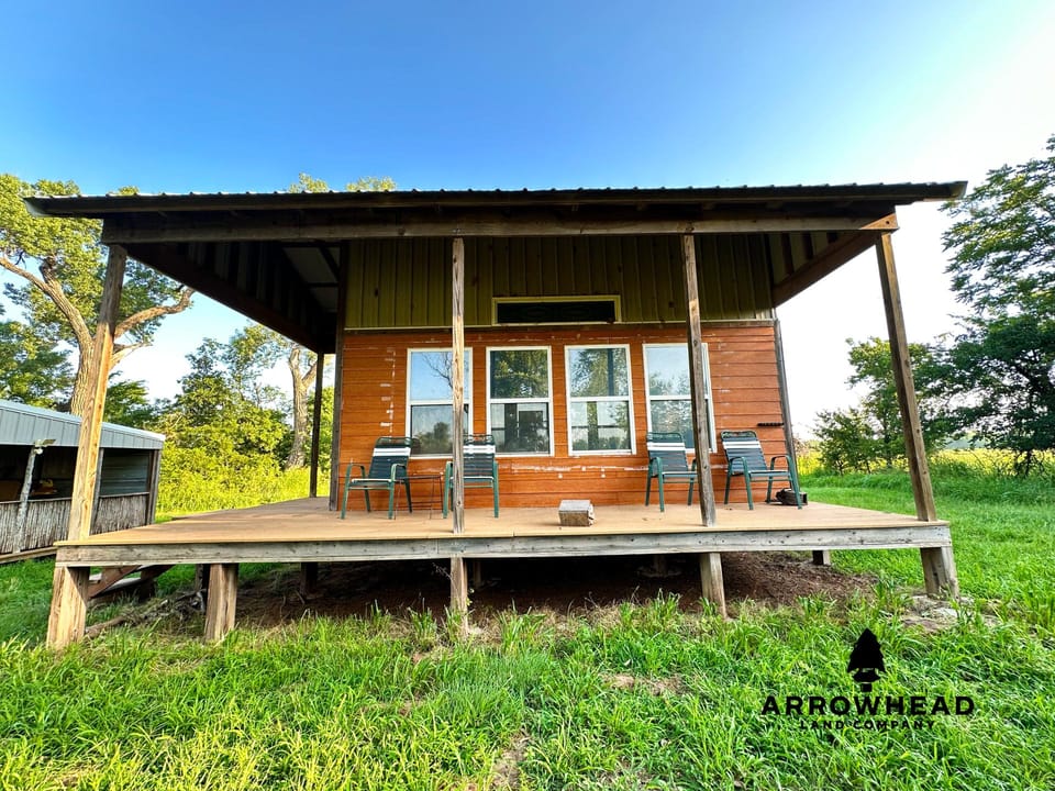 The Riverbank Cabin