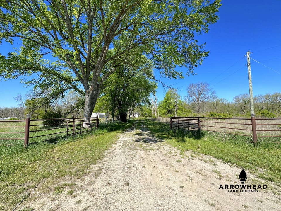 Rural Living & Hunting Opportunity