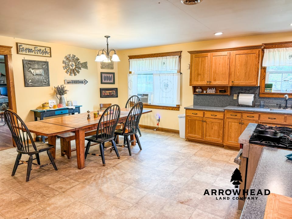 Beautiful Country Living Horse Property