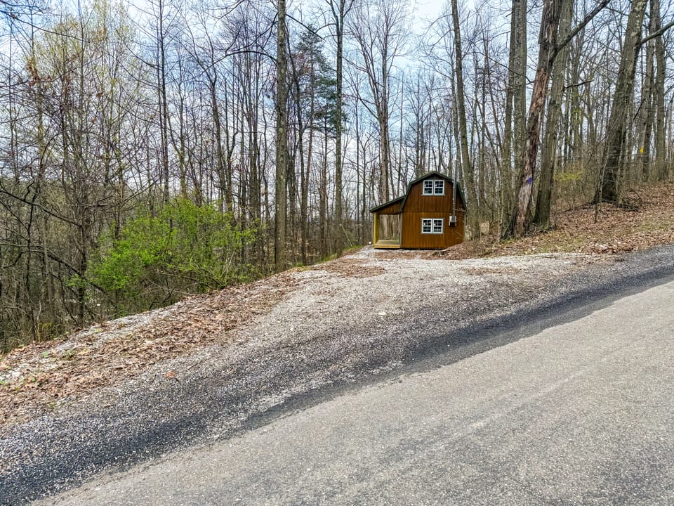 Beautiful Cabin and Hunting Land