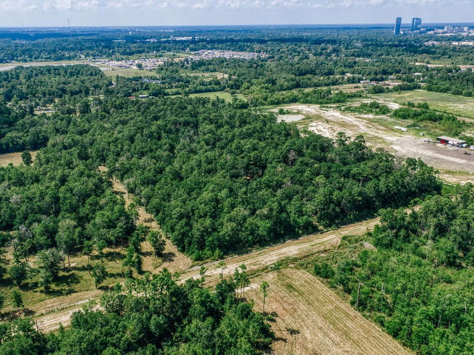 Whitley Fisher 5 Broadway Ave Conroe Dji 20260831114352 0216 D