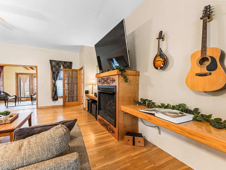 Beautiful Home in a Serene Private Setting
