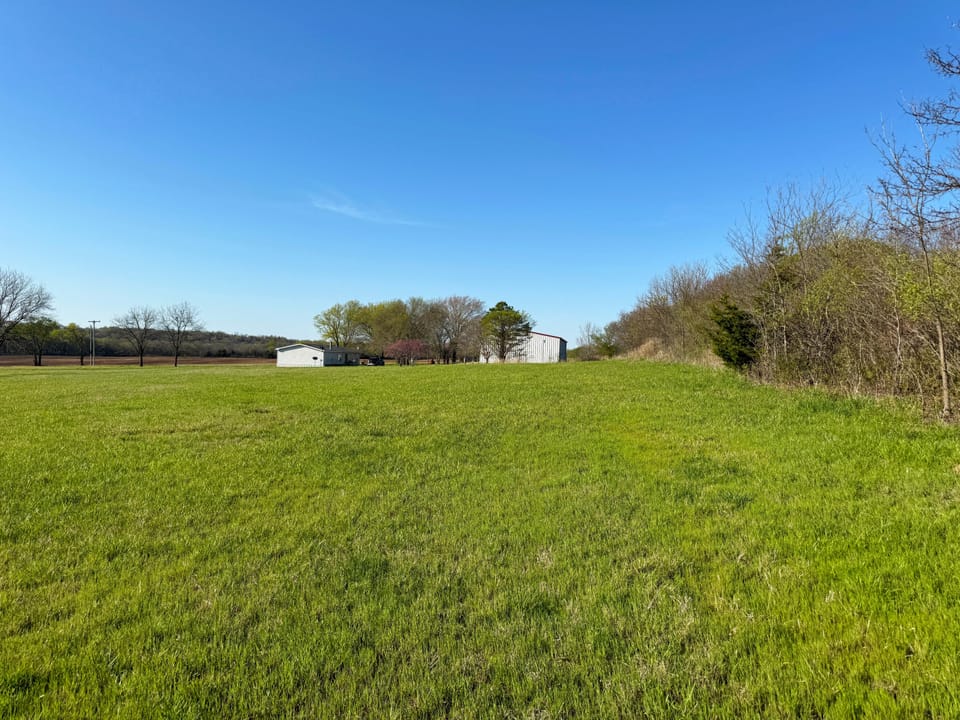 Fairfax Lake Road Home