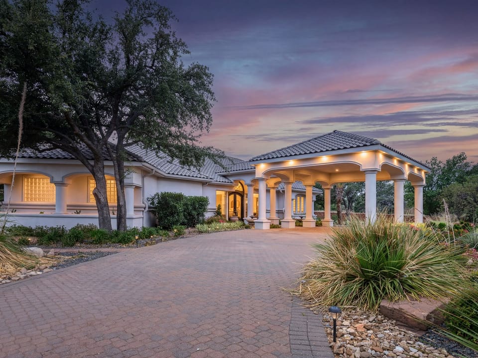 Hilltop Estate Web 6