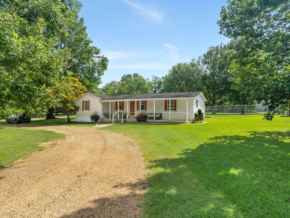 2111 Old Brookhaven Rd 54