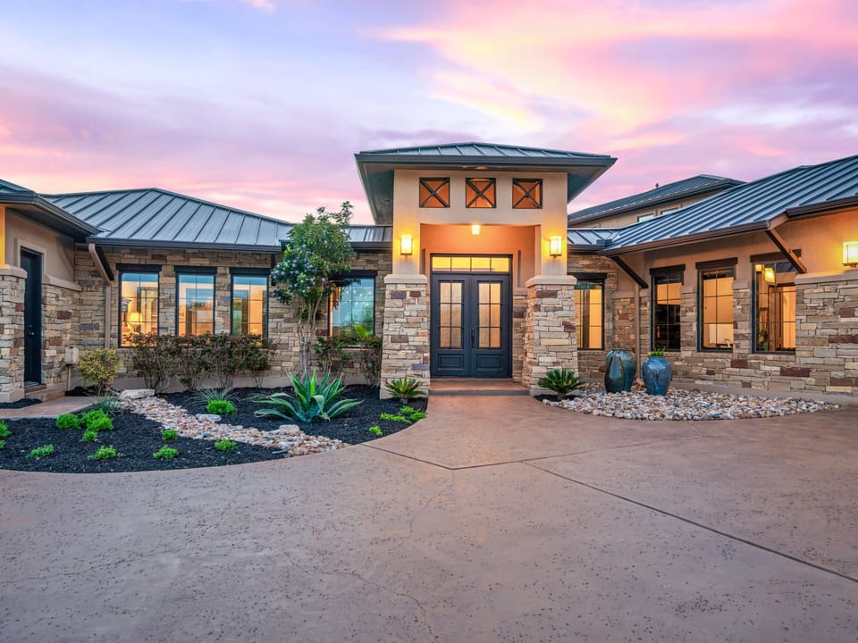 Kg Recent Luxury Listing Pappys Way