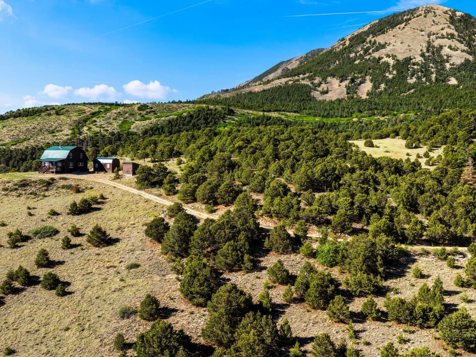 Double J M A Ranch Property Hero
